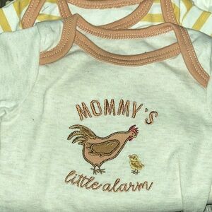 NY Collection Cream and Yellow Baby 5 peace,Onesies Set